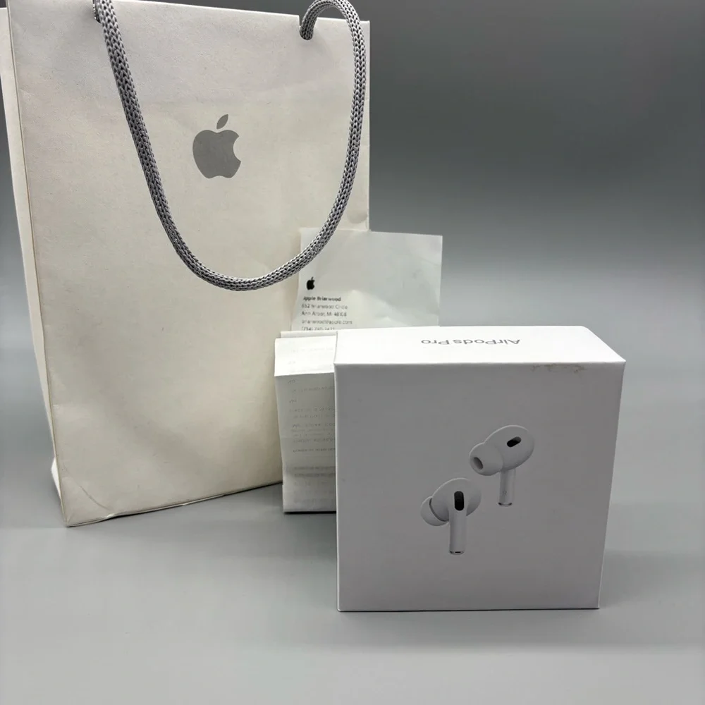 Apple White AirPods Pro 2 with MagSafe wireless charging